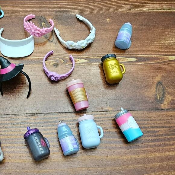 Lot of LOL Dolls and Accessories Over 100 pieces - Picture 13 of 16